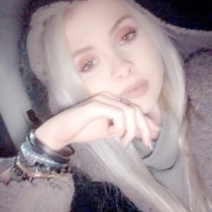 Meet your Posher, Vickie